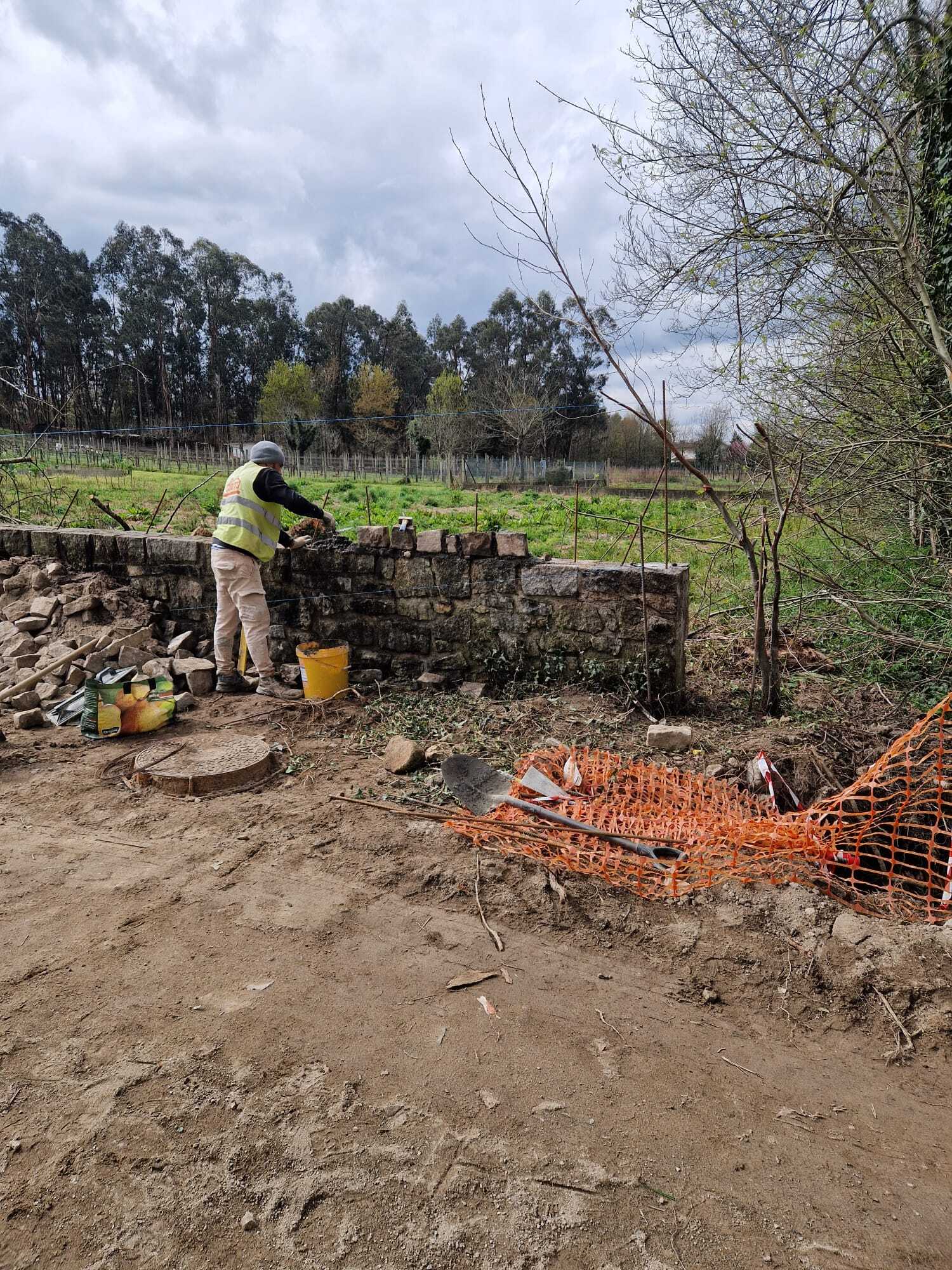 Ampliação de Arruamento e Execução de Pontão sobre Rio em Amares - Imagem 16