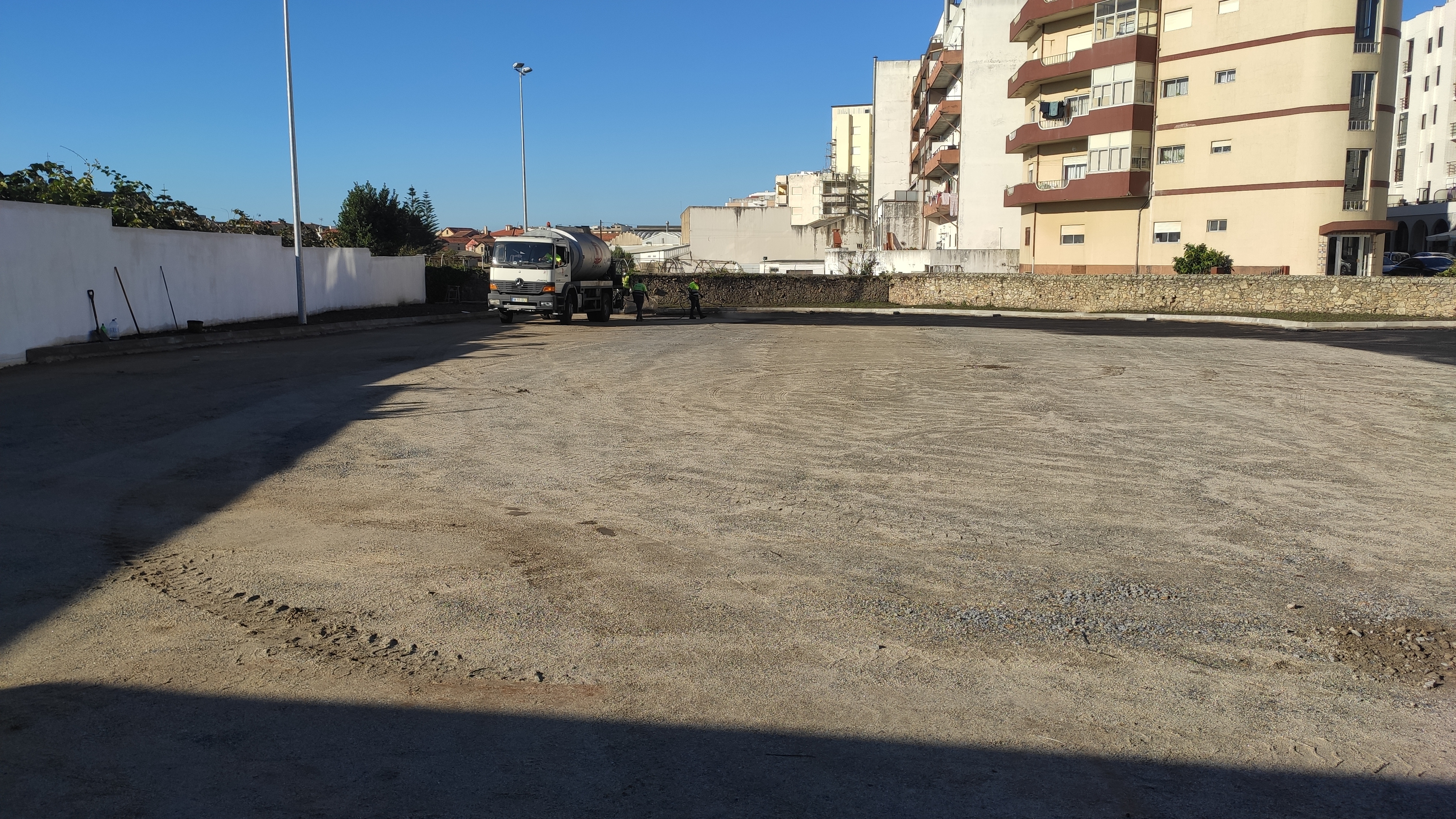 Construção de Parque de Estacionamento - Imagem 11