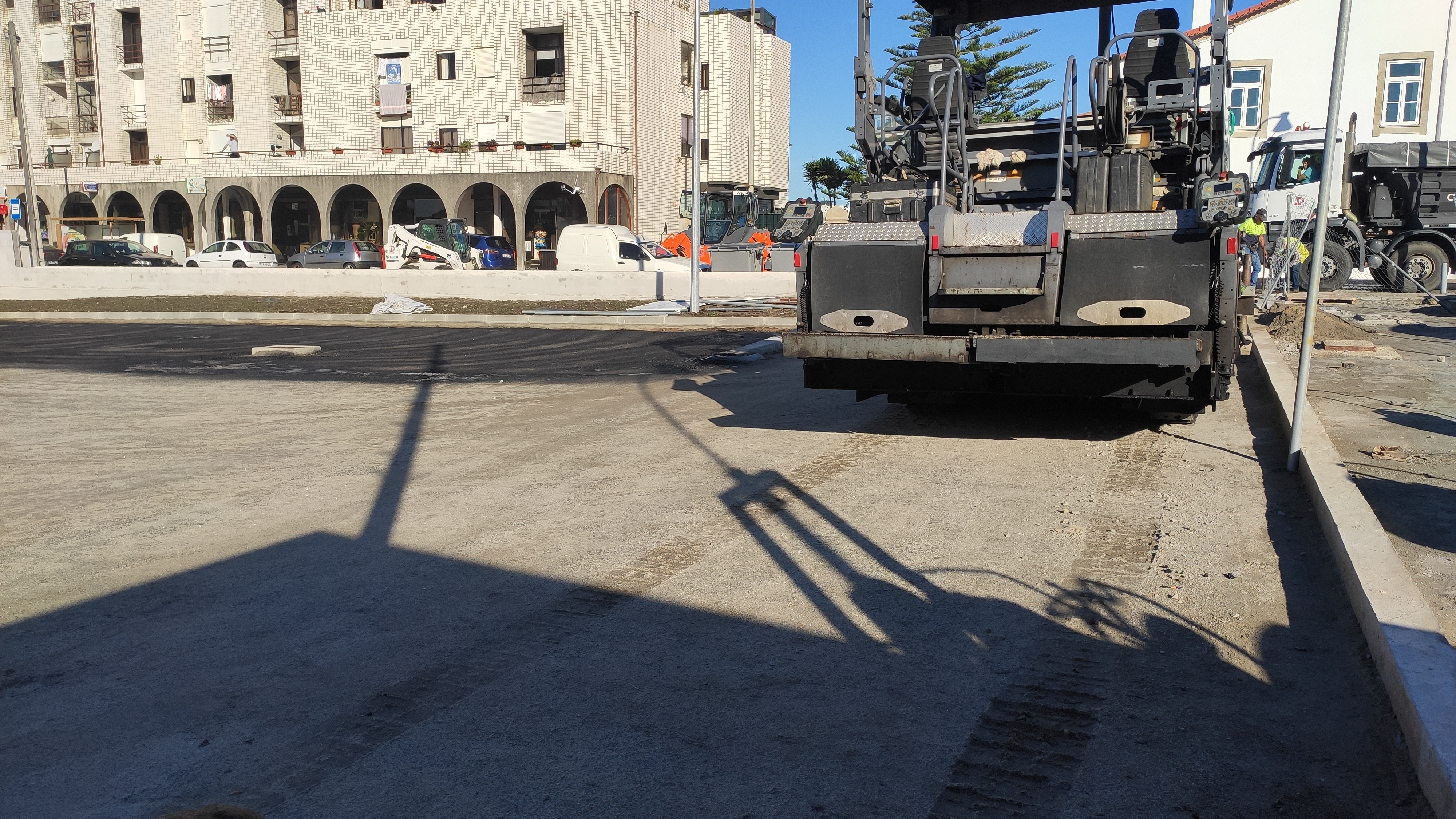 Construção de Parque de Estacionamento - Imagem 13