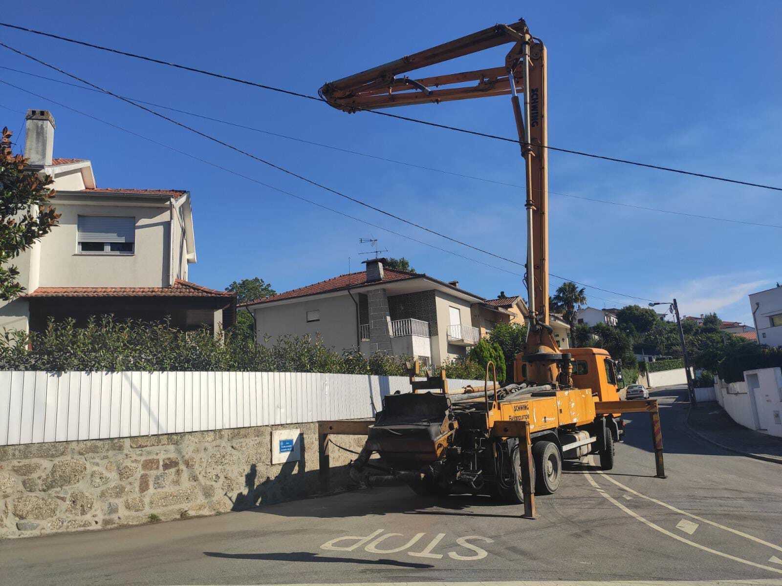 Construção de Piscina em Moradia - Imagem 5