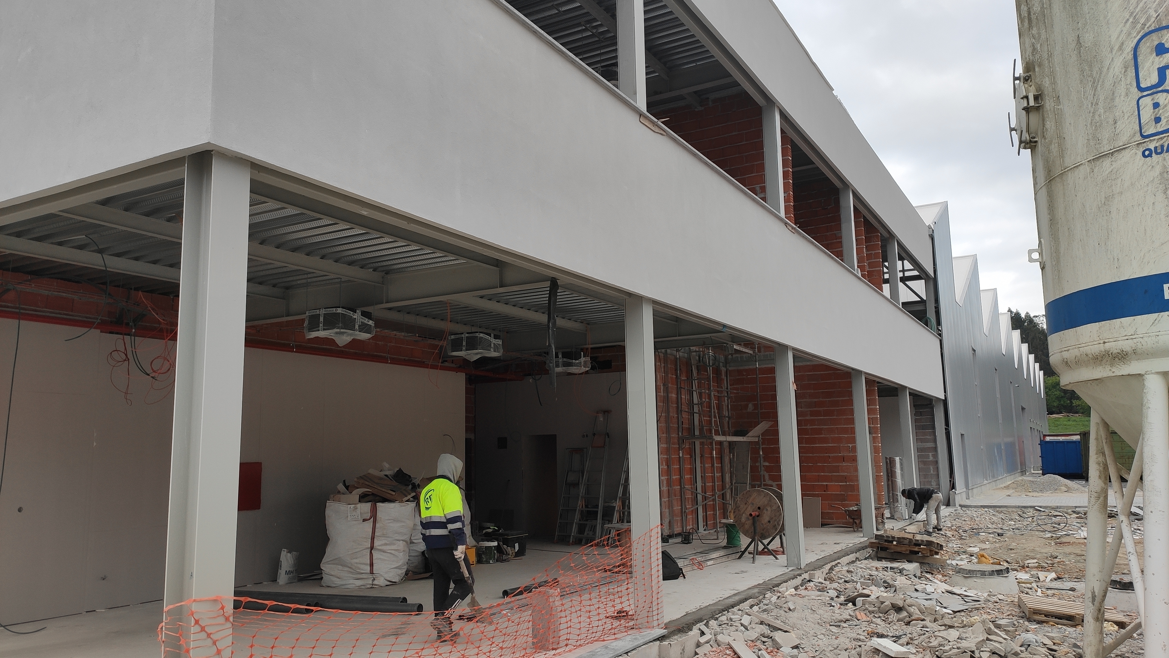 Construção de Unidade Industrial - Imagem 23