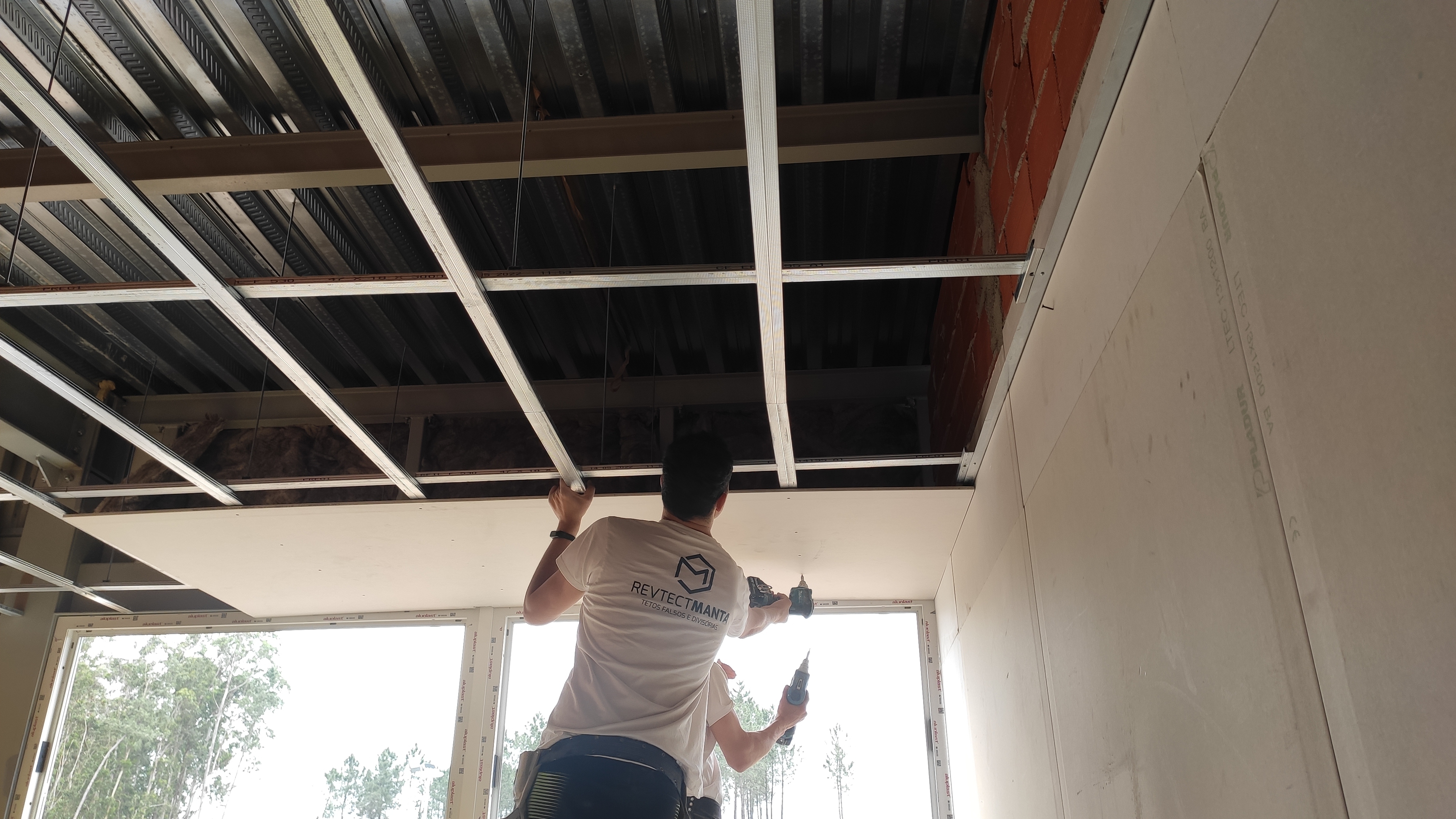 Construção de Unidade Industrial - Imagem 29