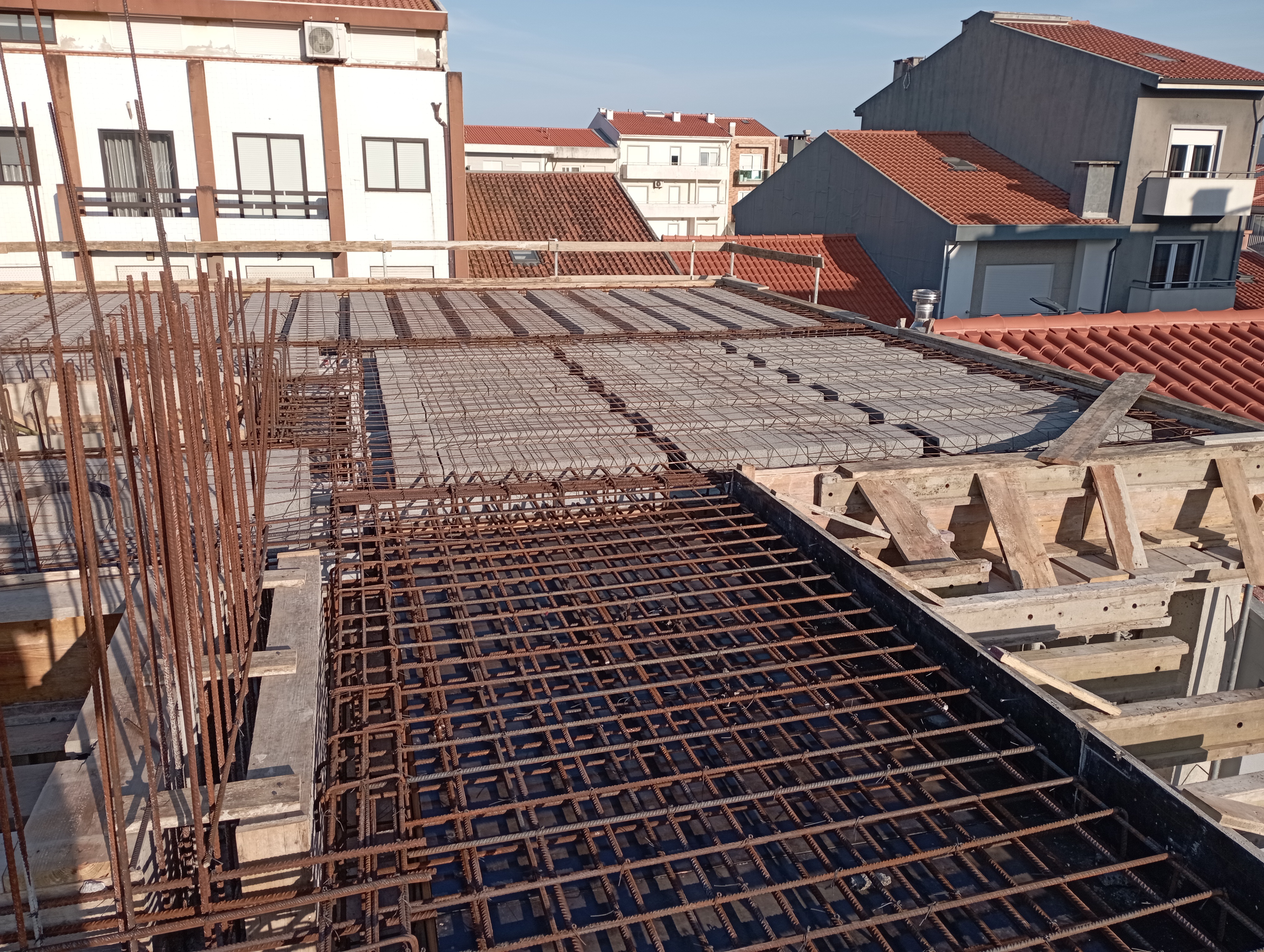 Estrutura de Edifício Multifamiliar - Imagem 27