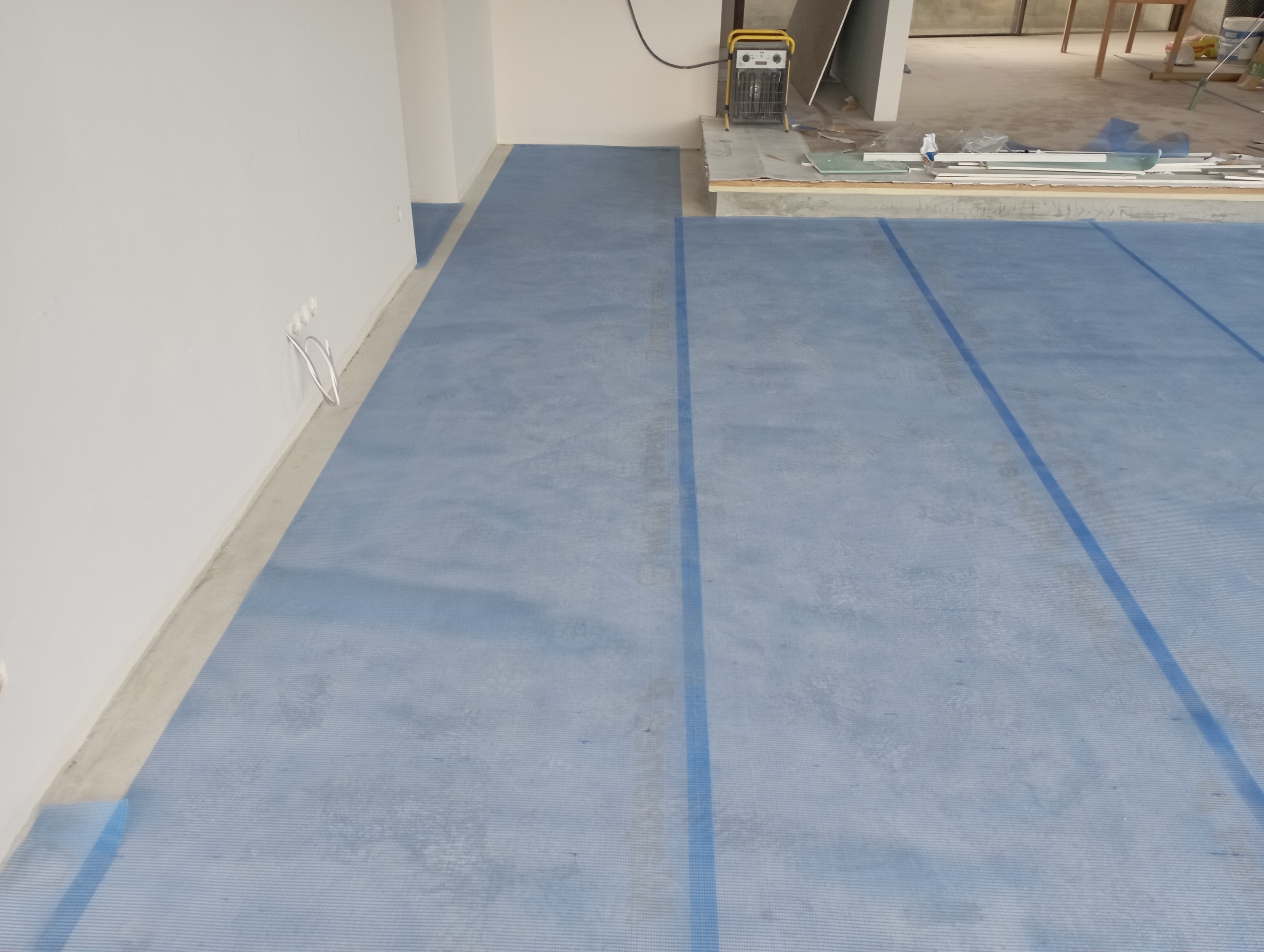 Execução de Microcimento em Moradia Unifamiliar - Imagem 4