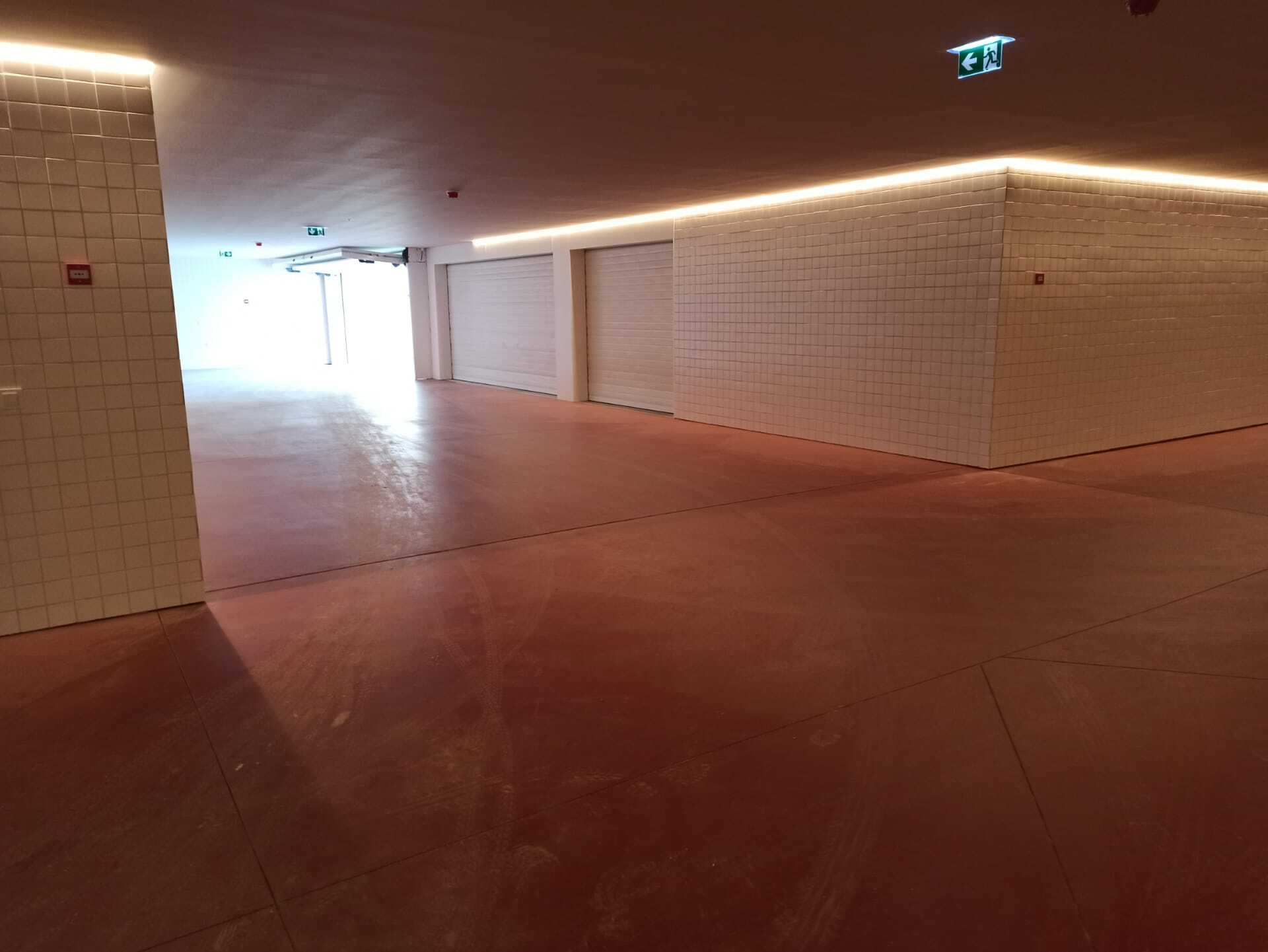 Pavimento Epoxi em Garagens - Imagem 3