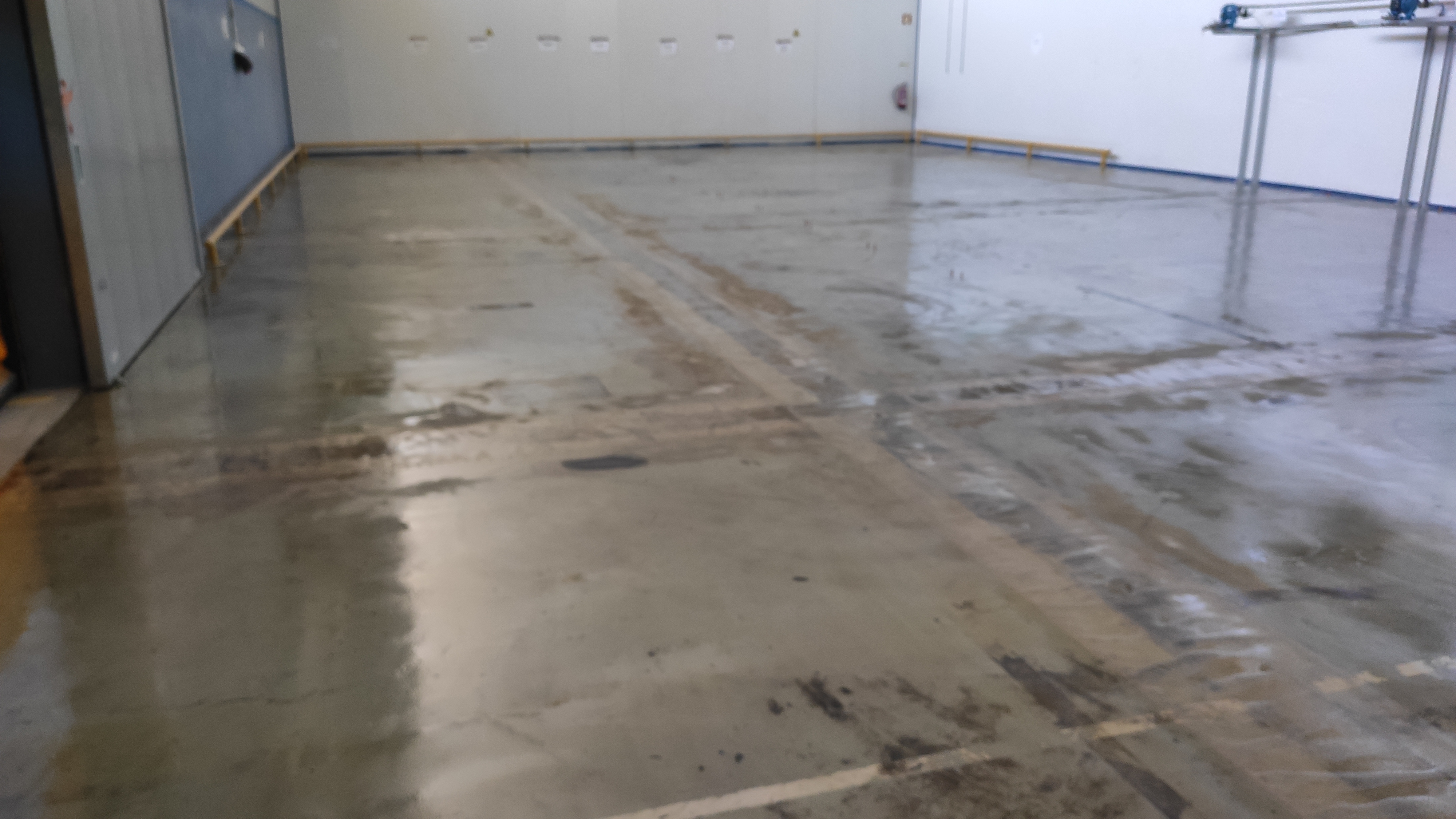 Pavimento Epoxi em Unidade Industrial em V.N. Famalicão - Imagem 4