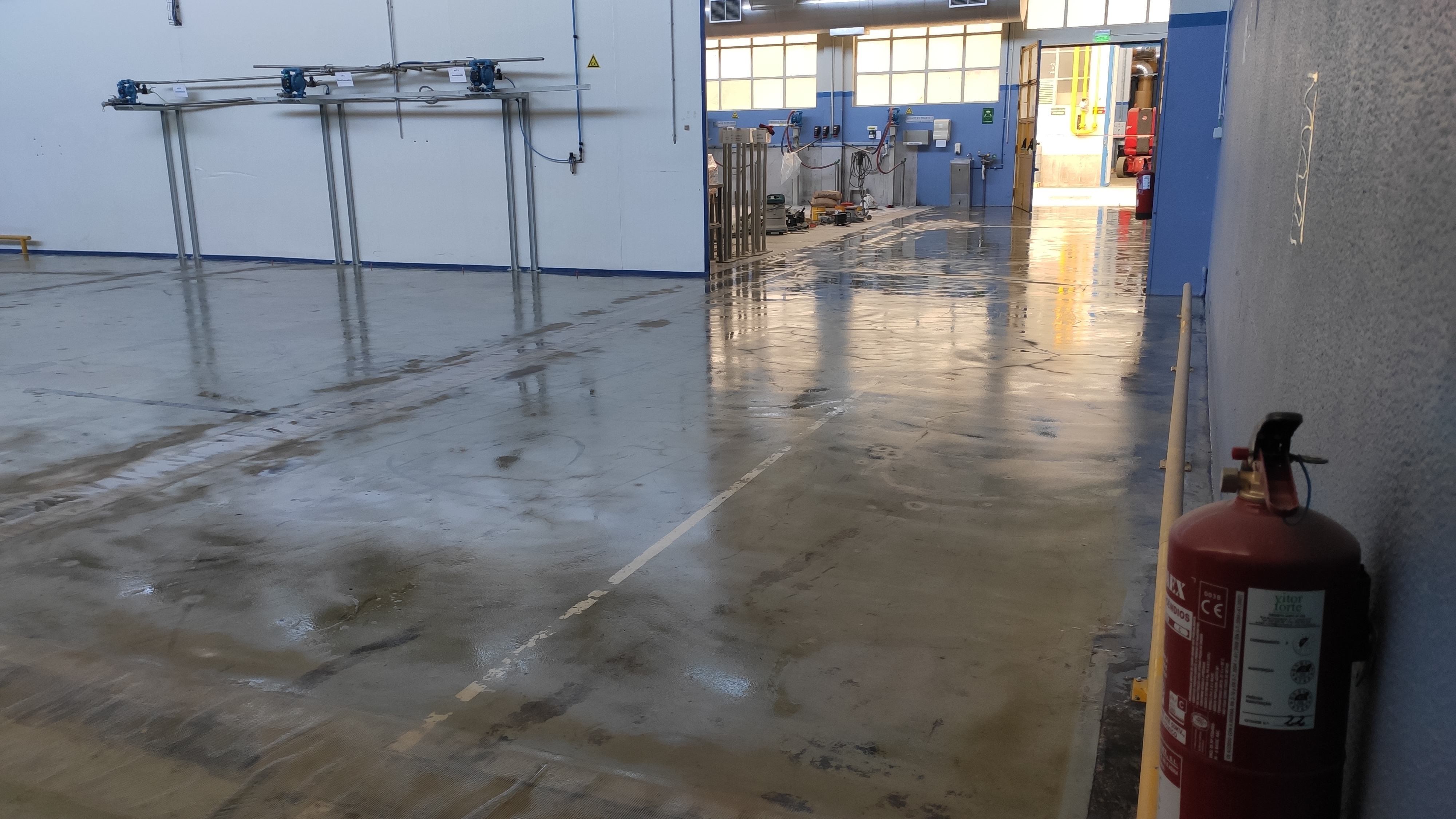 Pavimento Epoxi em Unidade Industrial em V.N. Famalicão - Imagem 5