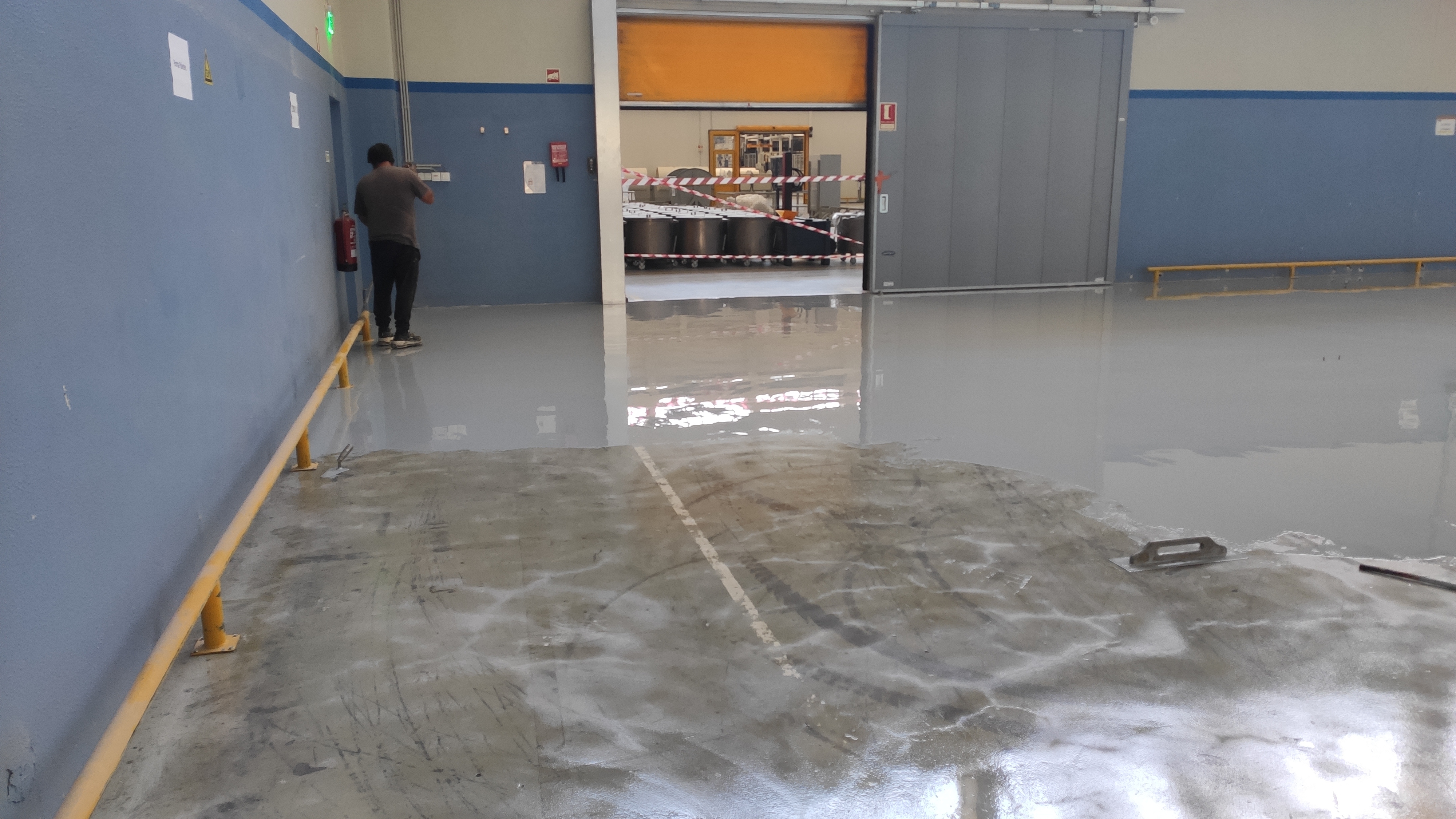 Pavimento Epoxi em Unidade Industrial em V.N. Famalicão - Imagem 8