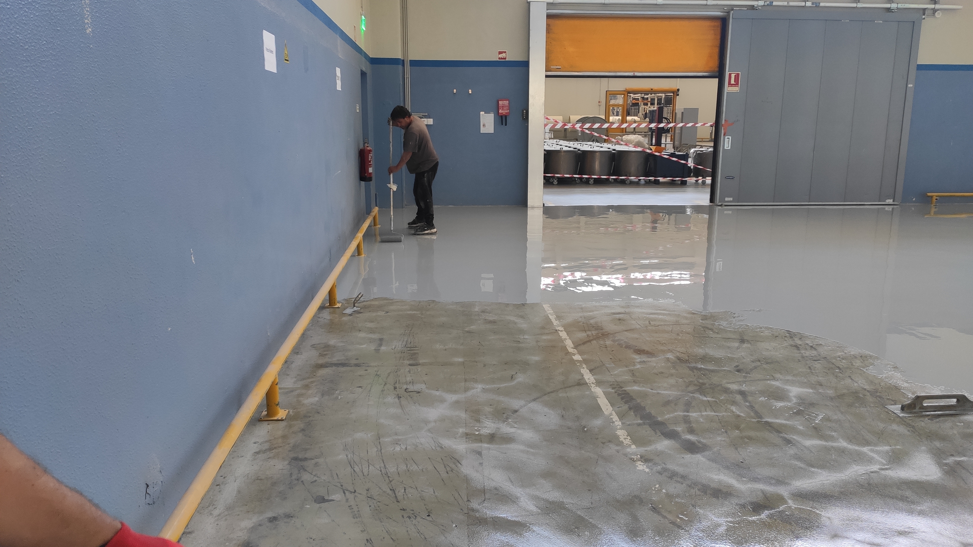 Pavimento Epoxi em Unidade Industrial em V.N. Famalicão - Imagem 9